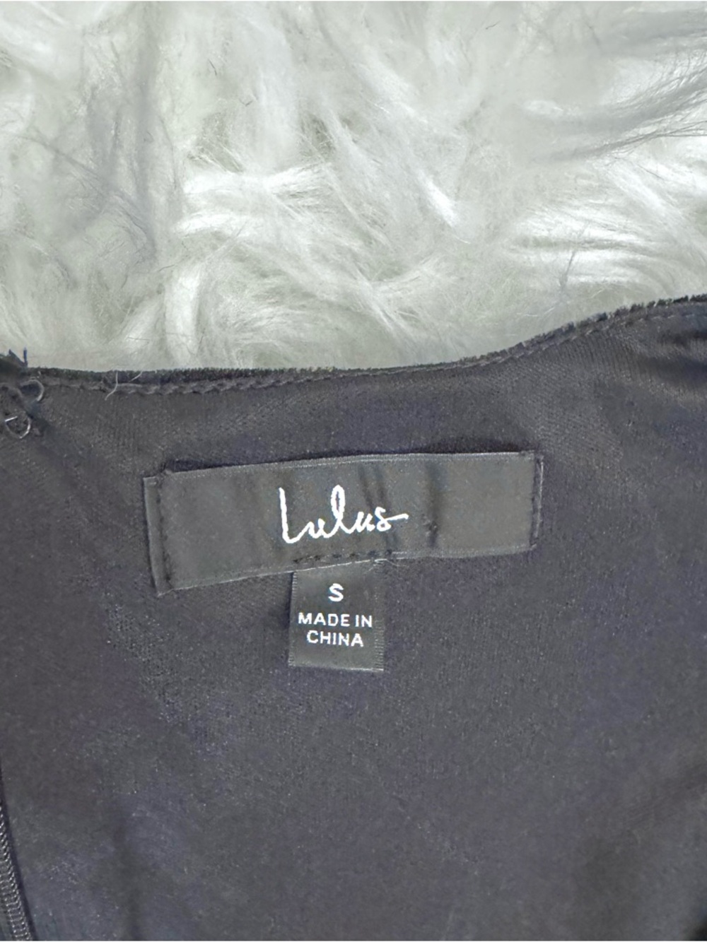 LULUS Black Velvet Puff Sleeve Mini Dress Size Small Bodycon Party Holiday - Picture 4 of 7